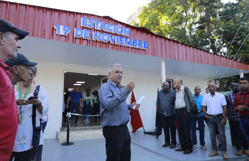 Celebran ferroviarios reapertura de emblemática estación