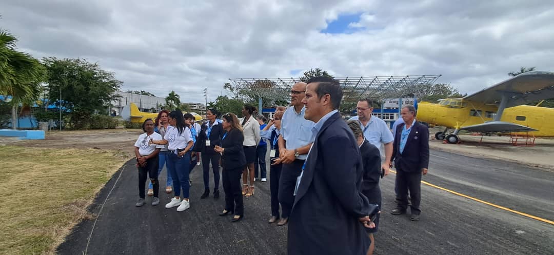La aviación cubana comprometida con la formación vocacional