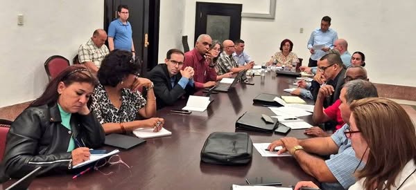 Chequea Comisión de Atención a los Servicios Programa de Recuperación de los Viales.