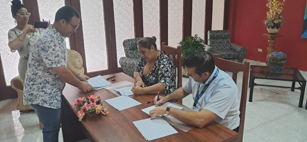 Corporación de la Aviación Cubana S.A. firma Convenio de Formación Vocacional con Palacio Central de Pioneros "Ernesto Che Guevara".