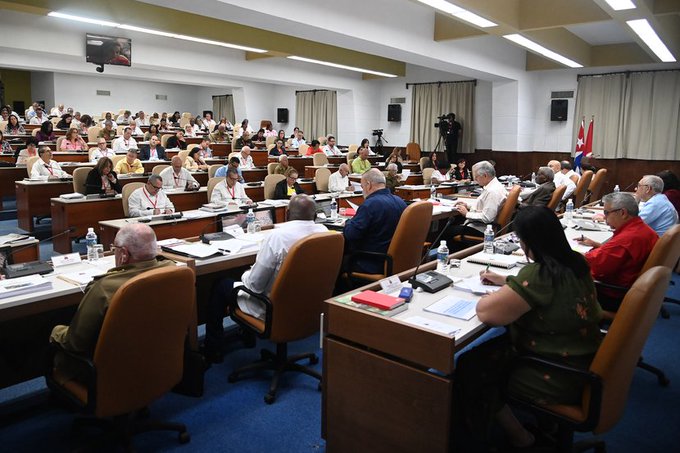Comenzó el X Pleno del Comité Central del Partido Comunista de Cuba