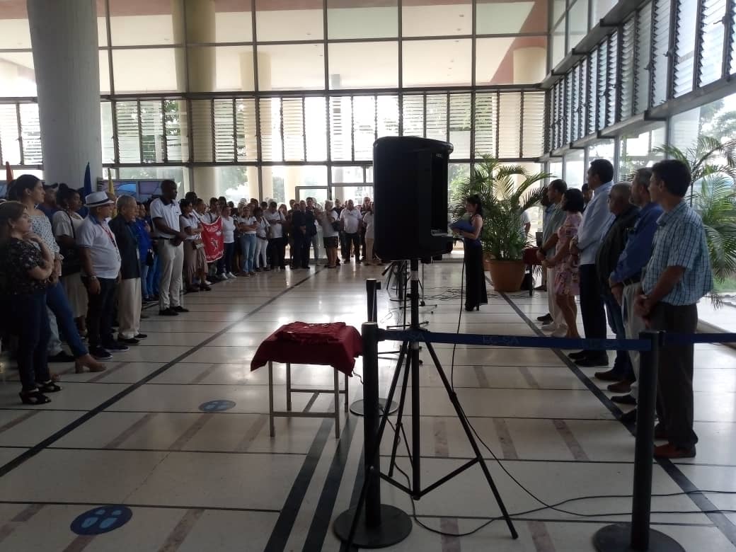 Celebran trabajadores del Mitrans matutino especial por el Día del Trabajador del Transporte