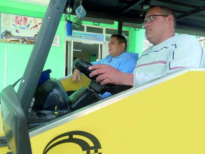 Es una nueva y muy sensible función que, desde hace varias jornadas, realizan los mencionados microbuses eléctricos