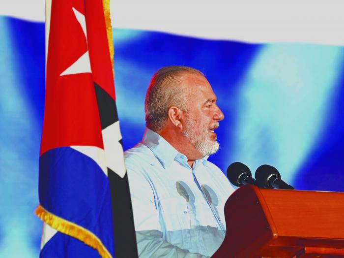 En este día de memoria y compromiso reafirmamos la irrenunciable fidelidad a las ideas de Martí, Fidel y Raúl. 